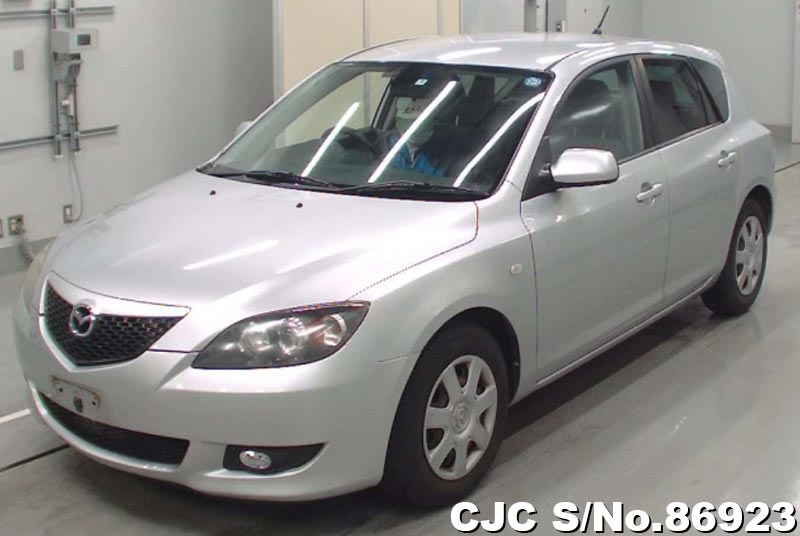 Mazda axela 2005